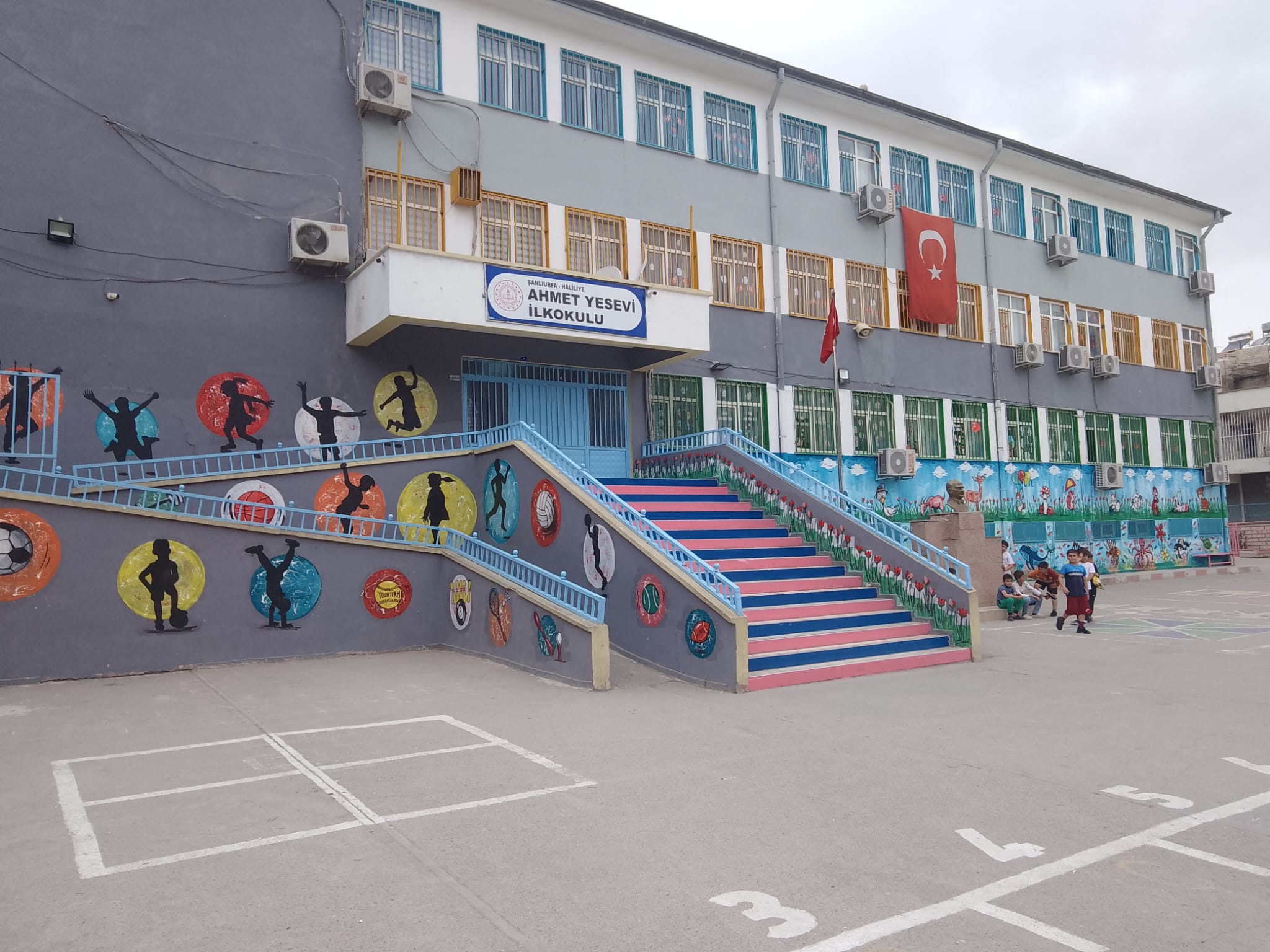 Ahmet Yesevi İlkokulu